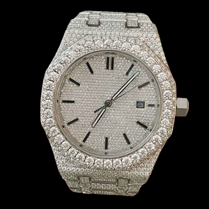 Nuevo Reloj de Pulsera para Hombre con Diseño Exclusivo, Completamente Adornado con Diamantes de Moissanita, Esfera Redonda de Cristal, Movimiento de Cuarzo - Product Image 1