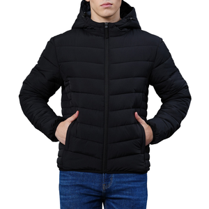 Chaqueta Acolchada Unisex con Diseño de Parches y Logotipo Frontal - Corte Holgado y Cálido para Uso en Pistas y Calles, con Bolsillos con Cremallera - Product Image 2