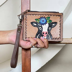 Cartera de Cuero Genuino con Diseño Floral y Correa de Muñeca, Hecha a Mano, con Cierre y Estampado de Vaca, para Uso Diario - Product Image 2