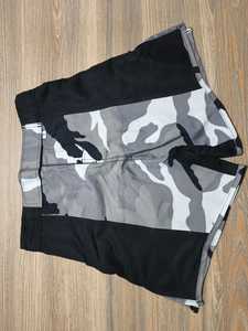 Shorts de Muay Thai al por mayor, hechos con tela ligera de primera calidad, con costuras resistentes y ajuste flexible para hombre - Product Image 4