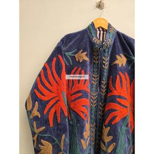 เสื้อแจ็คเก็ตกำมะหยี่ขายส่ง ปักลายต้นปาล์ม สไตล์โบฮีเมียนเก๋ไก๋ มีกระเป๋าข้างสองข้าง เสื้อแจ็คเก็ตลำลองสำหรับผู้หญิง เสื้อคลุมซูซานี - Product Image 2