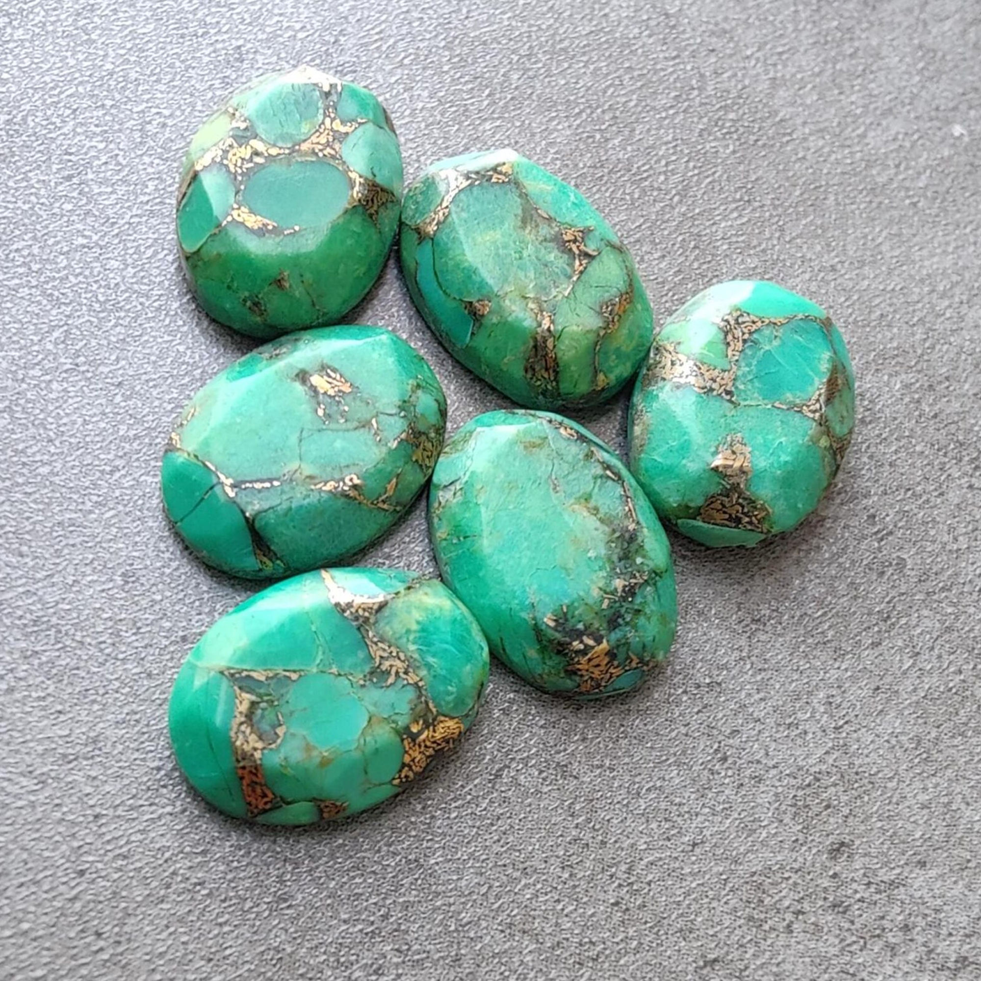 เหมือนในรูป