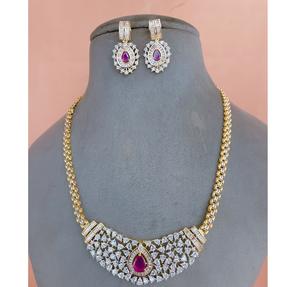 Ensemble collier et boucles d'oreilles plaqué or de qualité supérieure avec pierres, idéal pour les mariages et les occasions festives, collection pour femmes - Product Image 2