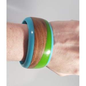 Elegant Women's Fashion Crystal Accessories Resin and <b>Wood</b> <b>Bangles</b> Fashion Jewelry - Product Image 1