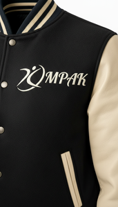 Blouson universitaire unisexe à capuche en tissu polaire de style américain, imprimé par sublimation, écologique, pour l'hiver, avec motif de lycée sur le devant - Product Image 2