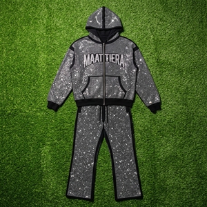 Ensemble de survêtement pour homme avec sweat à capuche noir orné de strass, pantalon large à cristaux, style streetwear, logo personnalisé - Product Image 6