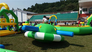 Parque acuático inflable gigante para eventos de deportes acuáticos comerciales al aire libre. - Product Image 4