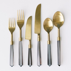 Ensemble de couverts en métal moderne avec poignées en cristal, finition miroir haute brillance, passe au lave-vaisselle, pour mariage et usage domestique - Product Image 1