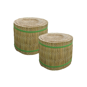 Tapis en herbe naturelle multi-usages pour une utilisation quotidienne et la mise en valeur d'espaces de vie propres et confortables en intérieur - Product Image 1