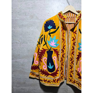 Chaqueta de Terciopelo Bordada a Mano para Mujer, Diseño Floral, Estilo Prairie Chic, Manga Larga, Abrigo de Primavera, Amarillo - Product Image 2
