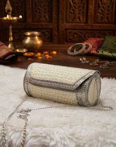 Pearl Beaded Metal Clutch <b>Bag</b> Vintage Fashion Evening Sling Purse Polished Metallic Chain Strap for <b>Beach</b> Shopping Party Gift - Product Image 1