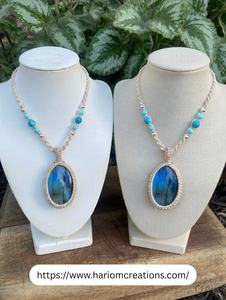 Collier en macramé fait main, cordon beige, pendentif labradorite, style bohème, réglable, bijoux en cristal de guérison, vente en gros - Product Image 2