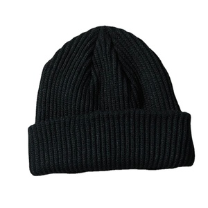Gorro de invierno con parche de logotipo personalizado de alta calidad para hombres y mujeres, gorro tejido Y2K con etiqueta tejida para viajes - Product Image 2