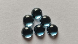 Lote al por mayor de gemas sueltas de topacio azul de Londres natural, cabujón redondo liso de 8 mm de calidad AAA - Product Image 3