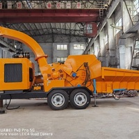 Broyeur à bois à moteur diesel haute performance, construction tout acier durable, pour fonctionnement continu et production de sciure de bois