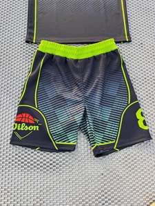 Ensemble de maillots de basketball sublimés vert et jaune pour garçons, coupe athlétique, anti-transpiration, en polyester – Meilleur prix, les plus vendus - Product Image 3