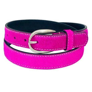 Nueva moda cinturón de estilo occidental para hombre de Pakistán pelo de animal de vaca en estampado cuero de vaca genuino longitud personalizada - Product Image 1