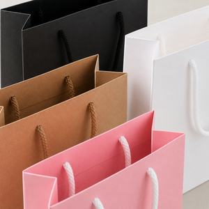 Bolsas de Compras de Papel de Lujo Impresas Personalizadas con Asas de Cuerda – Bolsas de Regalo Kraft, Blancas, Negras y Rosas al por Mayor - Product Image 6