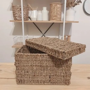 Panier en jonc de mer à prix abordable avec couvercle, panier de rangement naturel tressé à la main en jacinthe d'eau, fabriqué au Vietnam - Product Image 1