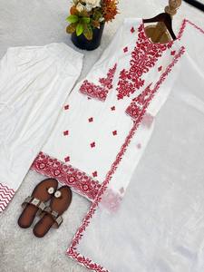 Ropa india y pakistaní de lujo, traje Farsi Salwar, bordado rojo intenso, tradicional, de 3 piezas, corte ajustado, de algodón, para fiestas. - Product Image 4