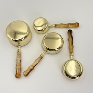 Juego de Tazas y Cucharas Medidoras de Acero Inoxidable con Revestimiento PVD Dorado y Mango de Resina, Envío Rápido, para Medir Líquidos y Sólidos, para Uso en el Hogar y Hoteles - Product Image 5