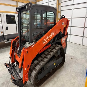 รถตักล้อยาง Kubota SVL65 2 ตัน พร้อมชิ้นส่วนไฮดรอลิก Parker และเครื่องยนต์ดีเซล ออกแบบมาเพื่อประสิทธิภาพการขุดดินที่ทรงพลัง - Product Image 6