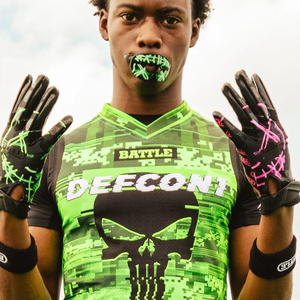 Gants de football américain 7v7 en néoprène et gel de silicone, doigts entiers, haute qualité, personnalisables, durables, antidérapants, pour jeunes - Product Image 6