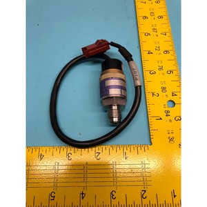 สวิตช์สุญญากาศ Wasco SV-120-31W3/5911-1, 1A - อุปกรณ์และอะไหล่เซมิคอนดักเตอร์ระดับโลกที่เชื่อถือได้ - Product Image 1