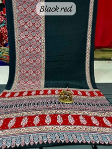 Sari de seda crepé suave estampado Ajarkh con trabajo de espejo auténtico y borlas, tela tejida ecológica de secado rápido, blusa estampada para mujer - Product Image 1