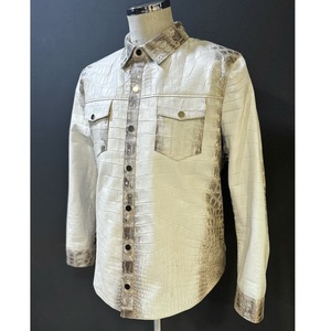 Chemise en cuir gaufré vieilli blanche pour homme, style vintage streetwear, boutonnée, haute qualité, décontractée, nouvelle collection - Product Image 2