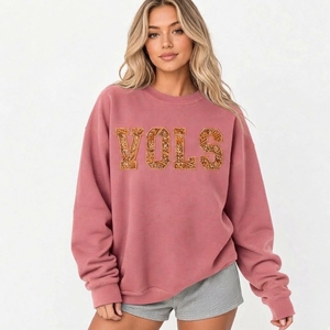 เสื้อสเวตเชิ้ตคอกลมสีแดงทรงโอเวอร์ไซส์สำหรับผู้หญิง พร้อมลายปักตัวอักษร VOLS แขนยาว สวมใส่สบายทรงหลวม - Product Image 4