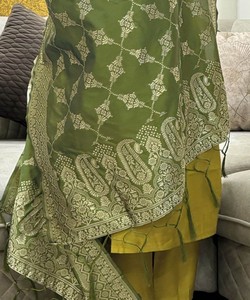 Ensemble haut et bas brodé Tesla fantaisie avec dupatta, tenue de fête, prix de gros, vêtement ethnique, couleur moutarde - Product Image 3