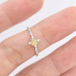 Anillo de Ópalo Genuino en Plata de Ley, Diseño de Inspiración Vintage, Anillo de Piedra de Ópalo Natural, Ópalo Etíope - Product Image 4