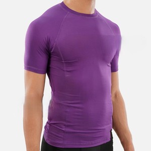 T-shirt de compression pour homme à prix abordable, respirant, sur mesure, en tissu toile, confortable, tendance, vêtement de sport, vente chaude - Product Image 4