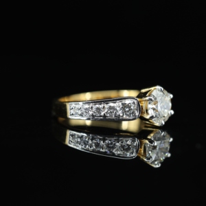 Simulation Moissanite 18K Gold Plated Trendy Couple Rings Wedding Proposal Six Claw Ring - Product Image 4