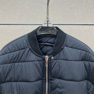 Veste d'automne unie à manches longues et col rond, coupe ajustée, avec fermeture éclair, en coton brillant, respirante pour femme, vente en gros - Product Image 2