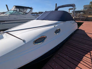 Barcos R-e-g-a-l 2450 del 2005 a precio de descuento, ofrecidos para compradores al por mayor - Product Image 4