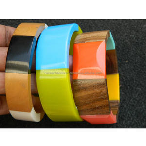 กำไลเรซินเป็นประเภทหนึ่งของกำไลข้อมือที่ทำจากเรซิน ซึ่งเป็นวัสดุสังเคราะห์ที่มักใช้สำหรับงานประดิษฐ์ - Product Image 5