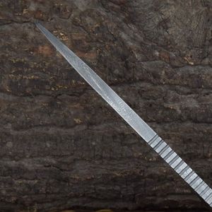 Couteaux de chasse à lame fixe robustes avec une construction en acier solide et une tranchant de coupe aiguisée pour le camping en plein air et le bushcraft - Product Image 3