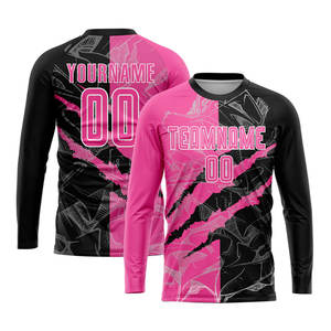 Maillot de football personnalisé à motif graffiti rose, noir et blanc, style streetwear, kit de football athlétique par sublimation - Product Image 3