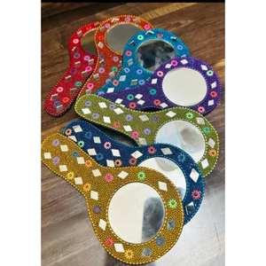 Espejo decorativo de brocado para regalar en bodas, haldi, mehndi, baby shower, fiestas de henna, noches de dholki. - Product Image 1