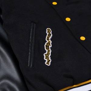 แจ็คเก็ตวาร์ซิตี้แบบมีปักลาย  ดีไซน์ใหม่ สำหรับผู้หญิงและผู้ชาย  สไตล์วินเทจ  สีดำ-ทองโบราณ  ผ้าฟลีซ  ปักลาย  กระดุมเดี่ยว  สำหรับฤดูหนาว - Product Image 3