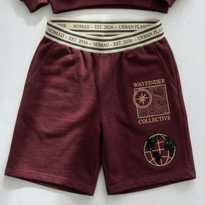 Ensemble de survêtement pour homme en molleton deux pièces avec sweat à capuche ample et short de jogging, avec broderie appliquée personnalisée, imprimé, grandes poches, idéal pour l'été - Product Image 4