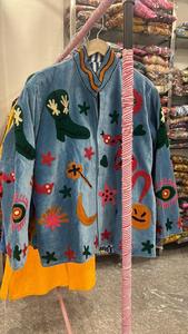 เสื้อแจ็คเก็ตสีเหลืองปักลายตาแบบกำมะหยี่หลากสี งานแฮนด์เมด ทรงเปิดด้านหน้า แขนยาว คอตั้ง สำหรับฤดูใบไม้ผลิ ผู้หญิง ทรงปกติ - Product Image 2