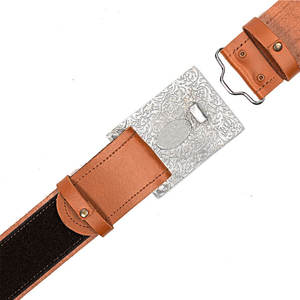 Ceinture de kilt en cuir véritable gaufré motif Thistle, gravée au laser, faite à la main, accessoire traditionnel pour tenues de kilt - Product Image 6
