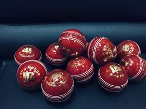 Balles de cricket en cuir de qualité match, cousues à la main, 50 overs, balles en cuir véritable, balles dures, balles de cricket en cuir. - Product Image 2