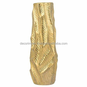 Metal <b>Casting</b> <b>Hand</b> Hammered Flower Vase For Home Decoration <b>Hand</b> Hammered Nickel Plated Metal Vase - Product Image 3