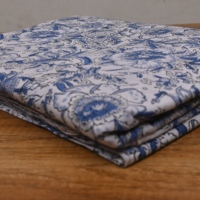 Tissu en coton imprimé au bloc motif floral blanc et bleu de Jaipur, motif feuilles de vigne, pour vêtements féminins, approvisionnement export