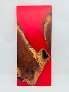 Planche de cuisine en bois dur naturel avec résine, planche à découper moderne de luxe en bois et résine époxy, planche alimentaire artisanale en bois avec résine effet rivière - Product Image 3