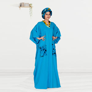 Caftán de rayón con cuello estampado en contraste y bolsillos llamativos, silueta maxi relajada en tela transpirable para mayor comodidad. - Product Image 2